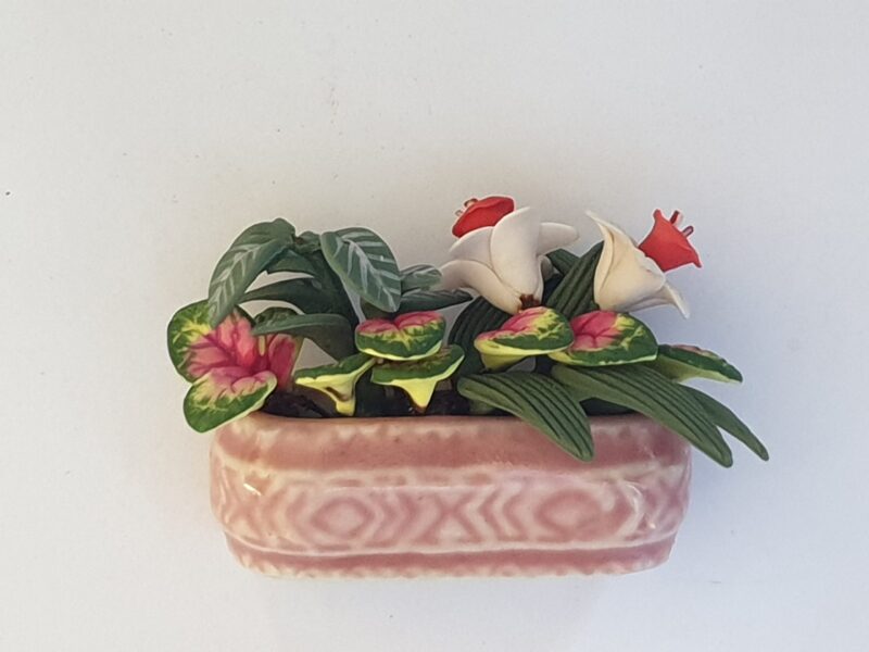 Flowers in rectangle container - Image 3
