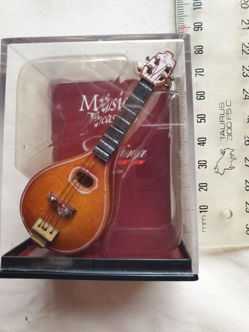 Mandolin