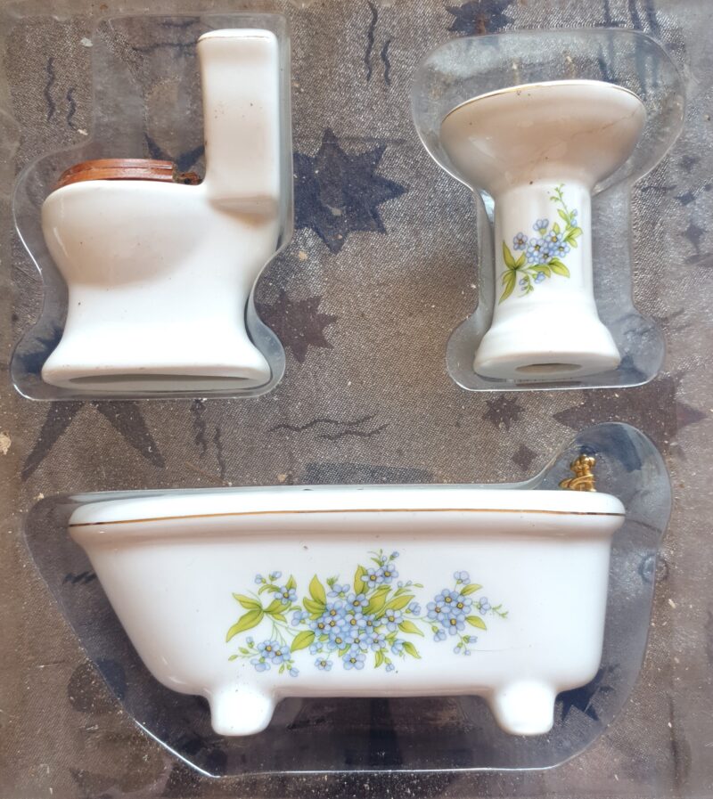 Bathroom set - blue flower