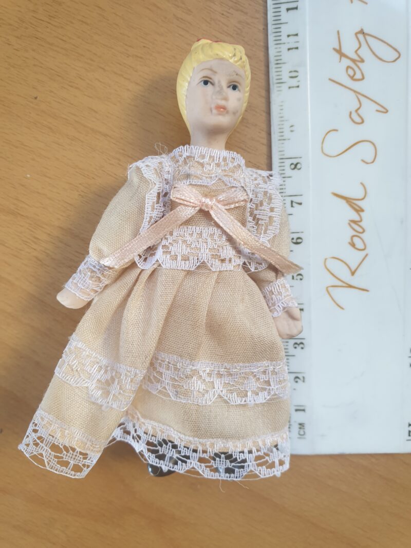 Girl child - posable
