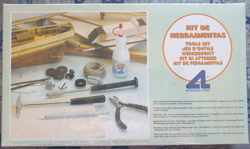 Doll House and model makers tool kit - Image 2