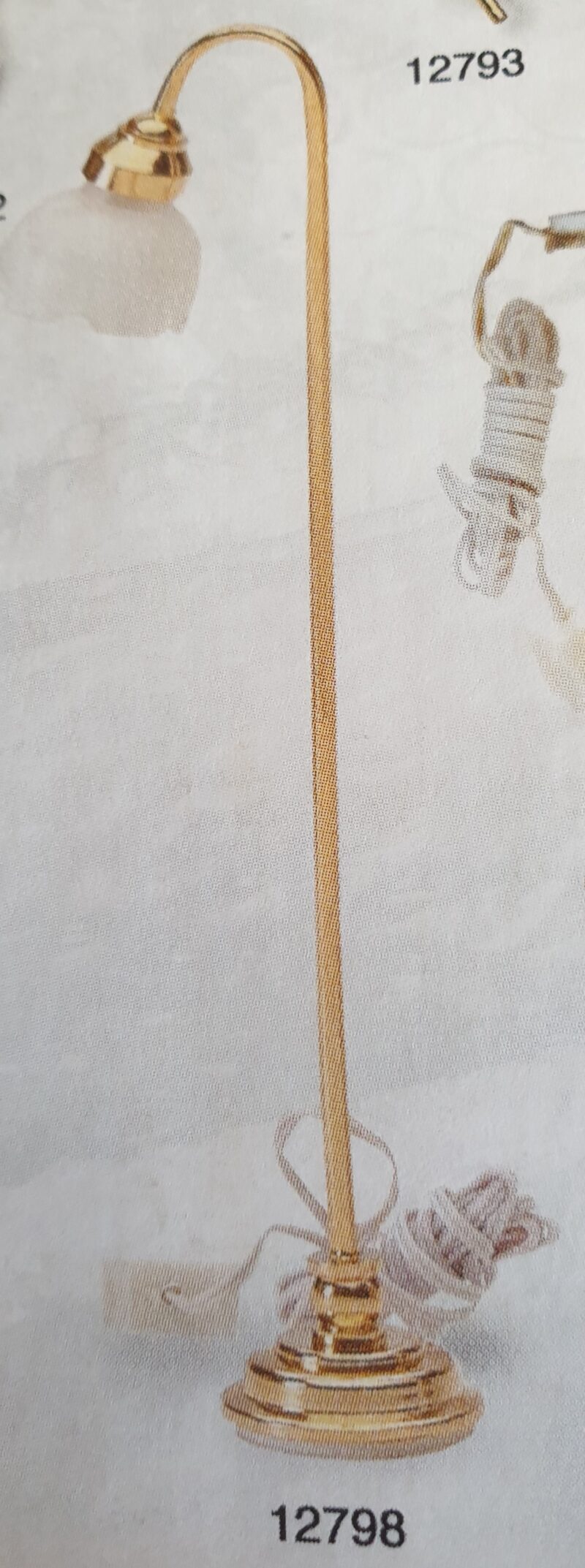 Floor lamp - scalloped shade
