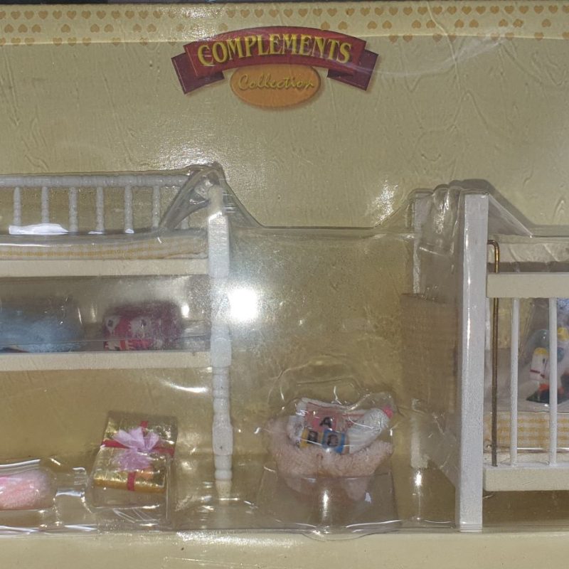 Nursery set - yellow